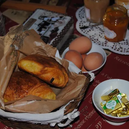 D'hotes Murielle Bed and Breakfast