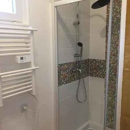 D'hotes Murielle Bed & Breakfast 3*